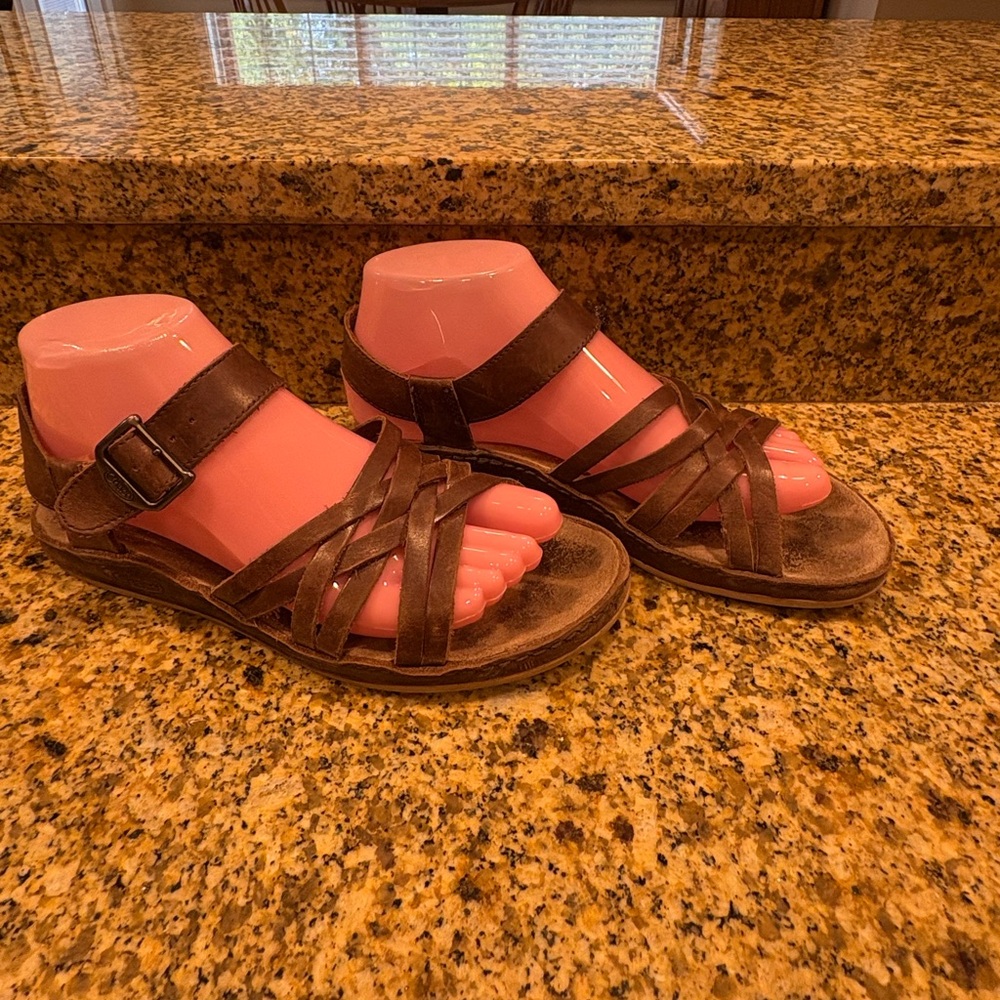 Chaco Fallon Pinecone Brown Leather Sandals Ankle Strap Podiatrist Approved 7 - Picture 5 of 10